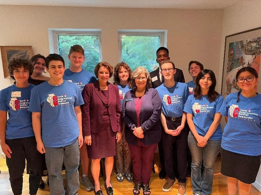 Tenth Dems interns help staff an event for US Senator Amy Klobuchar.